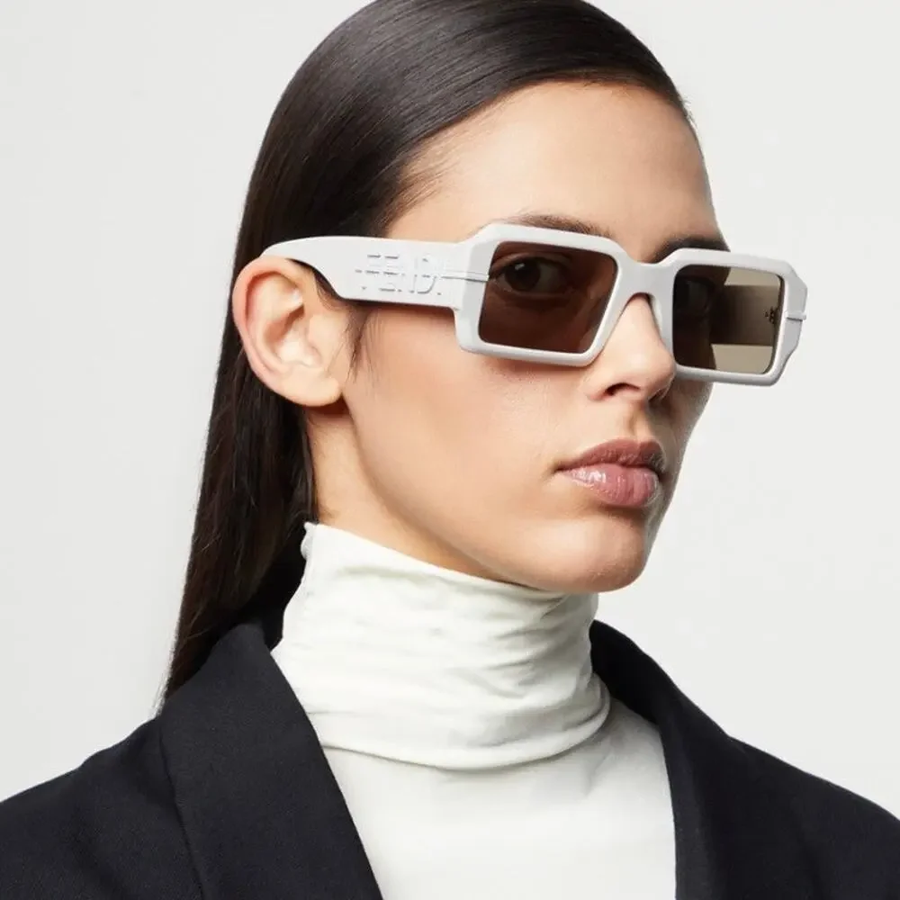 New, FENDI Sunglasses FE40073U 20E  Authentic